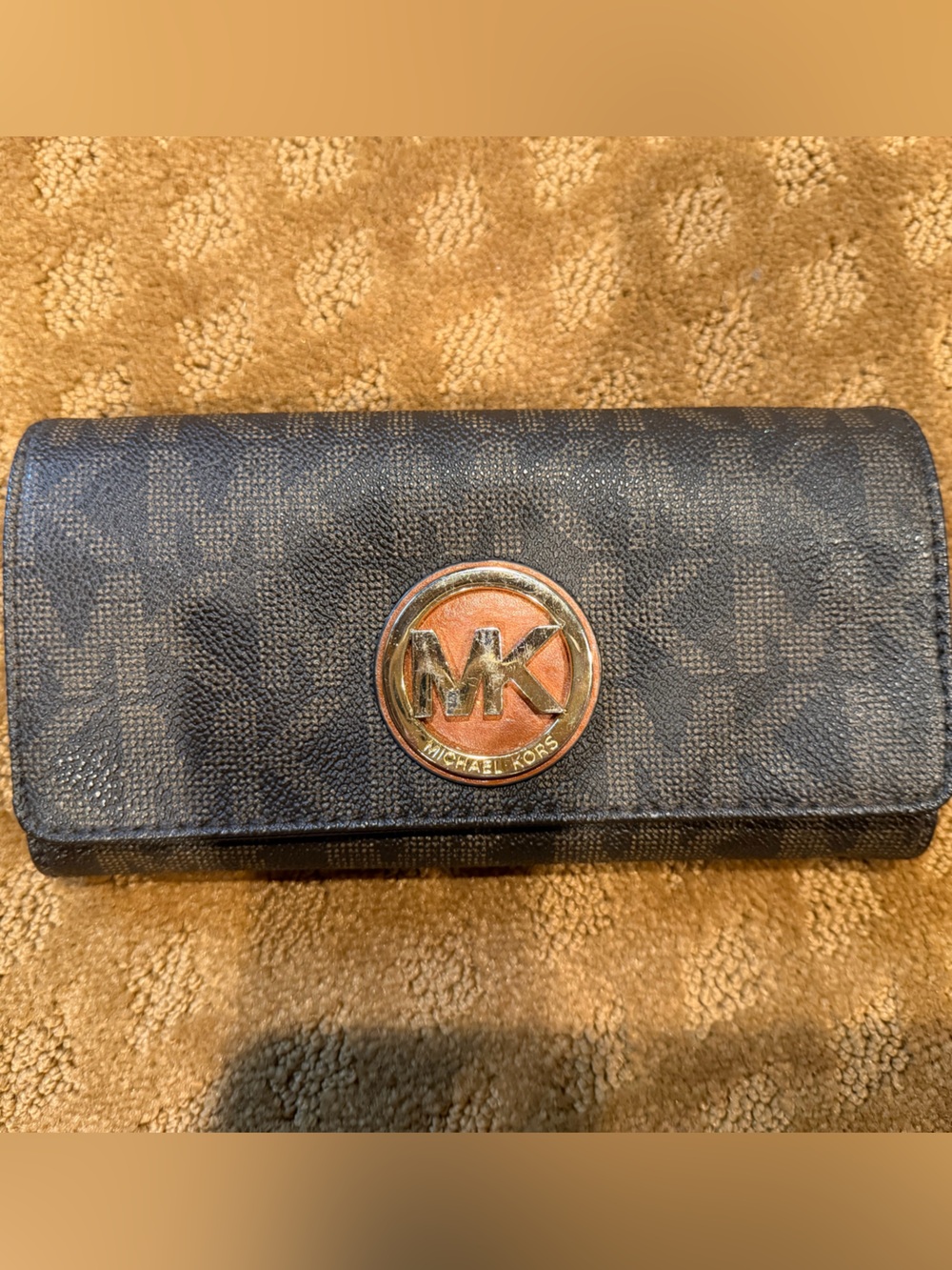 michael kors wallet